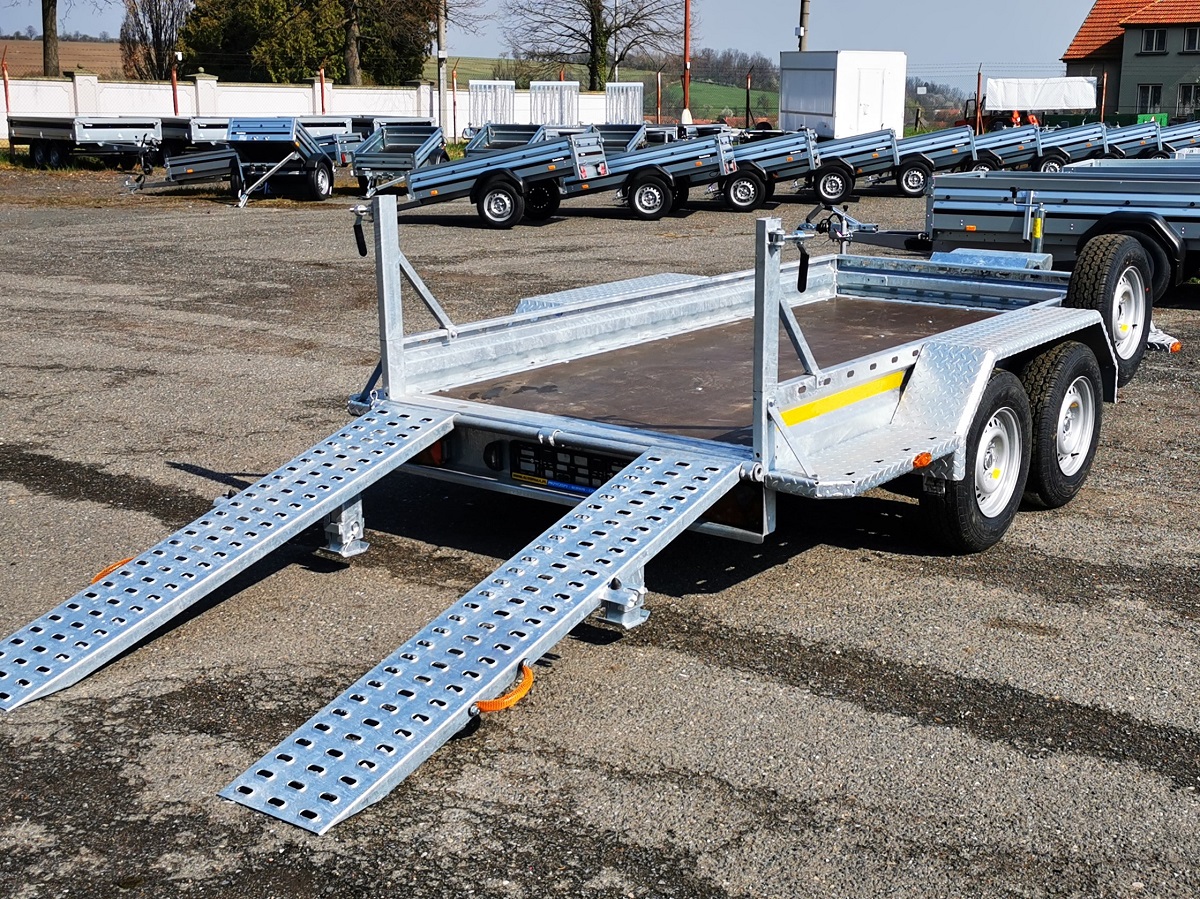 Přepravník stavebních strojů WARK 2700 KG 315x151