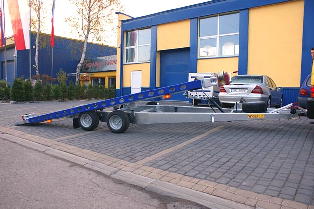 Wiola L27G45P 400x204 2700 kg hydraulicky sklopný